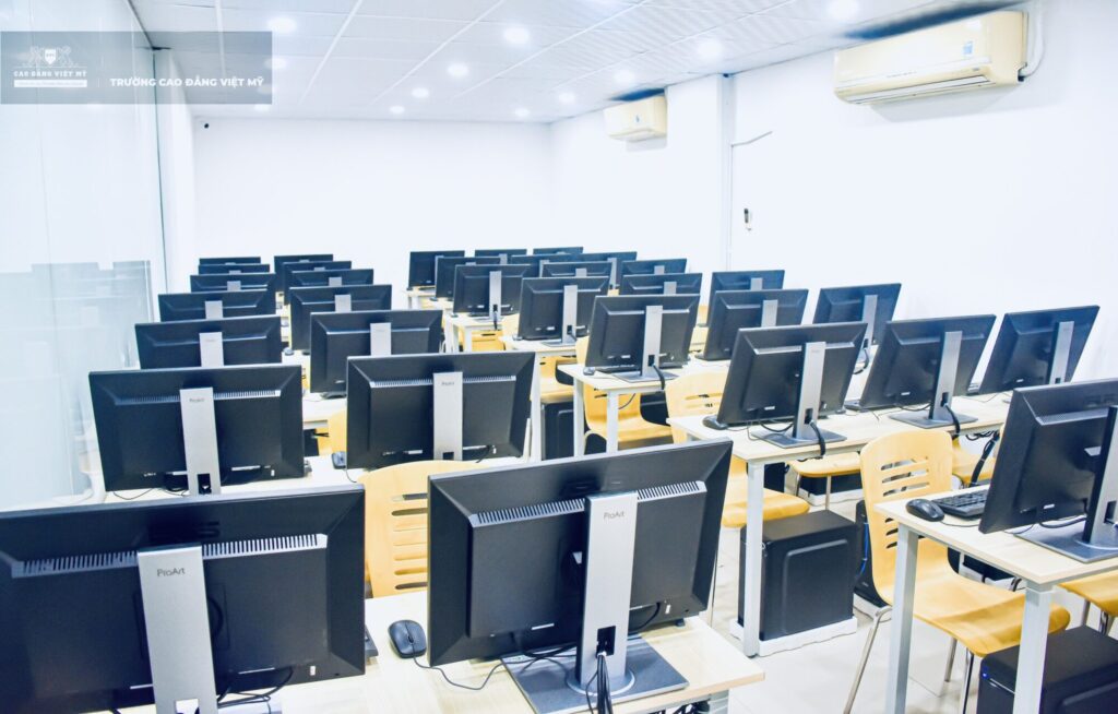 khoa công nghệ thông tin