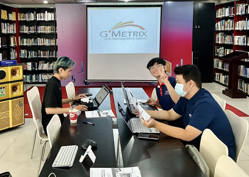 Sinh viên ngành thiết kế đồ họa 