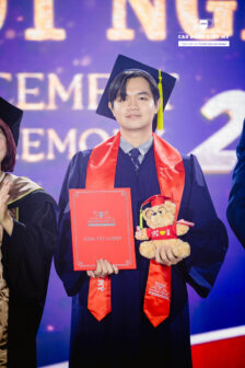 hình ảnh lễ tốt nghiệp