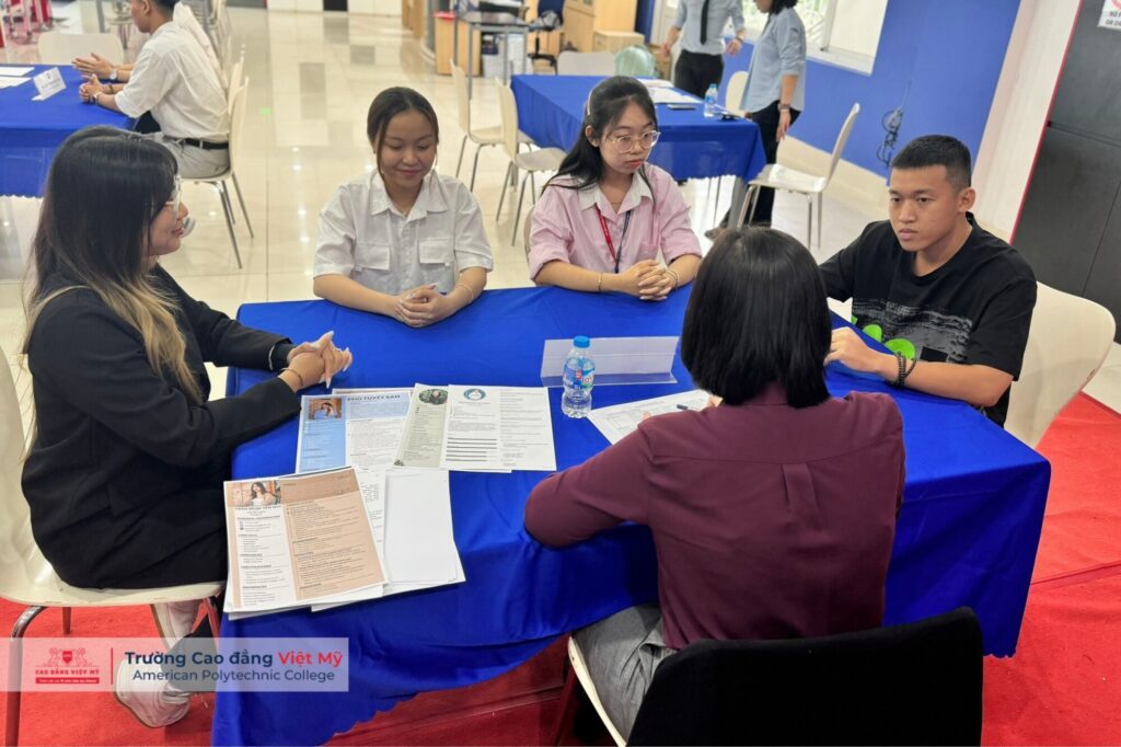 Các em sẽ tiếp thu thêm nhiều kiến thức thực tế hơn cho bản thân