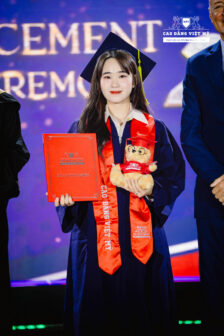 hình ảnh lễ tốt nghiệp